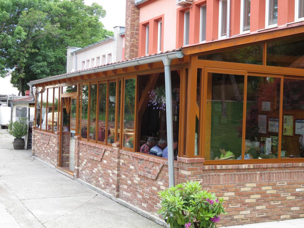 Bartal Rodinne Vinarstvo Šamorín 외부 사진